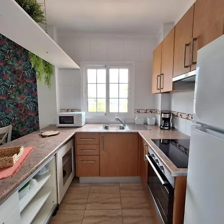 Tropical - Heated Pool 公寓